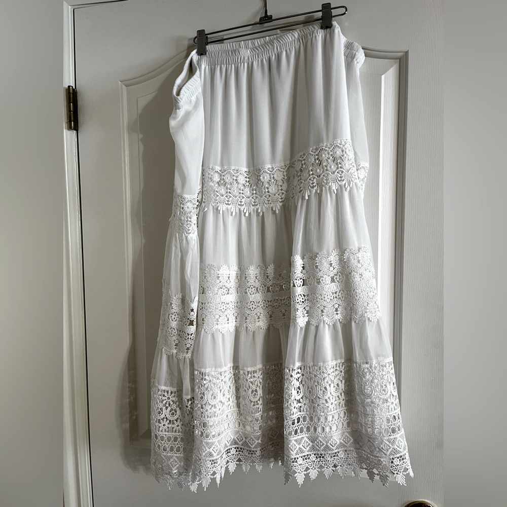Chico’s White Lace Midi Skirt